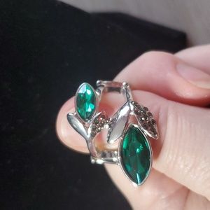 🌹#52 Paparazzi stretch ring green and silver